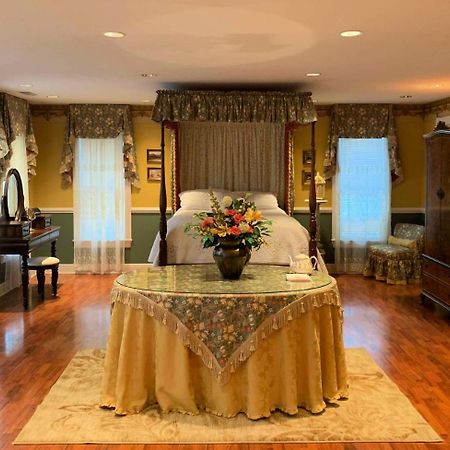 모건타운 The Lake Manor B&B 외부 사진