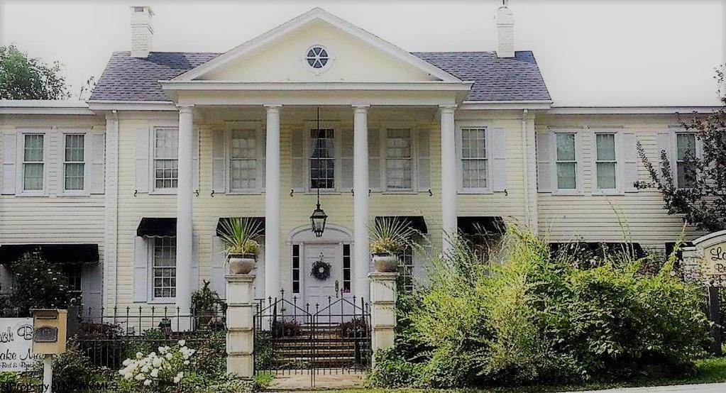 모건타운 The Lake Manor B&B 외부 사진